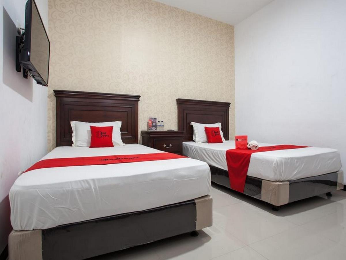 Reddoorz Near Taman Krida Budaya Malang Exterior photo